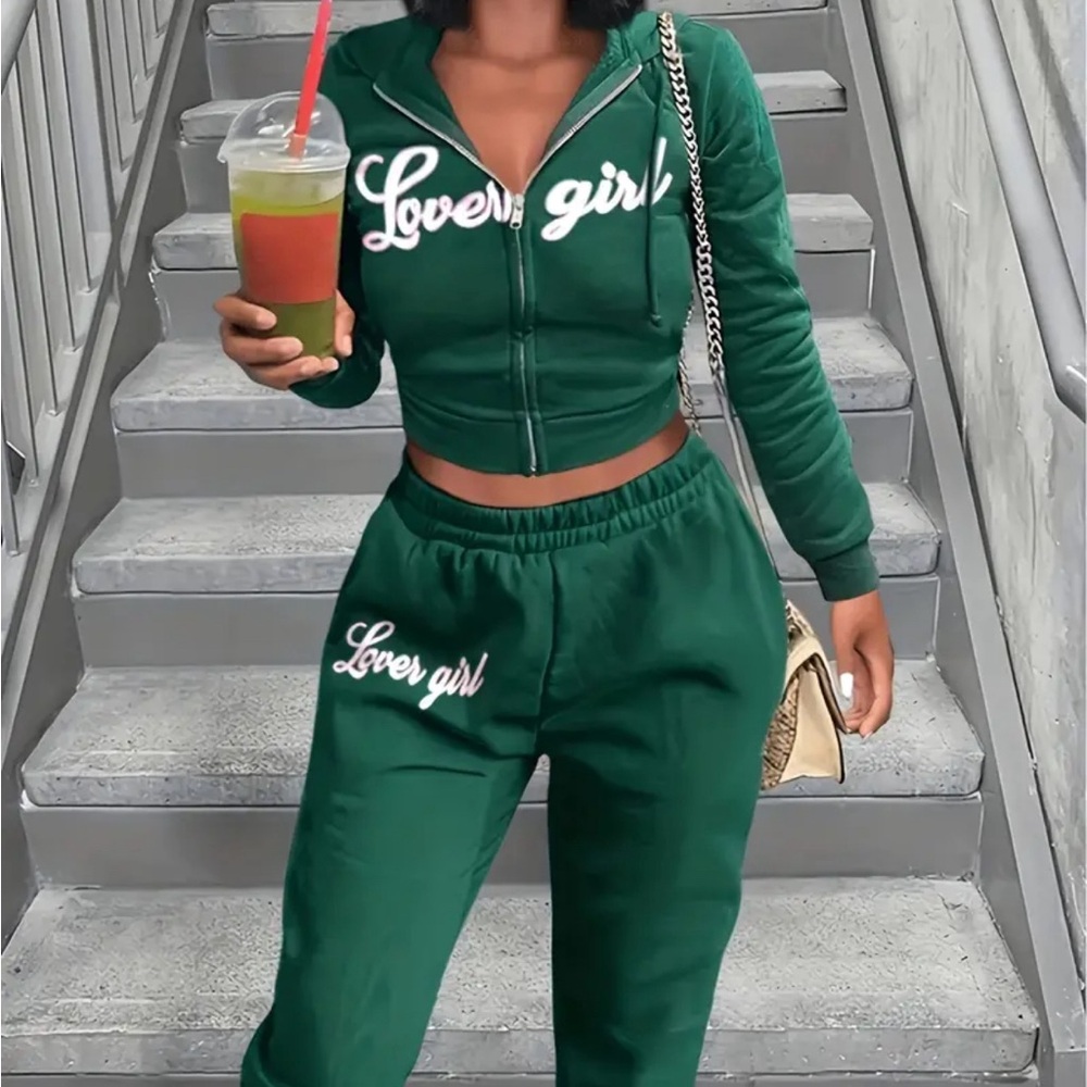 2 piece y2k lover girl Temu tracksuit 🔥💕 Size L